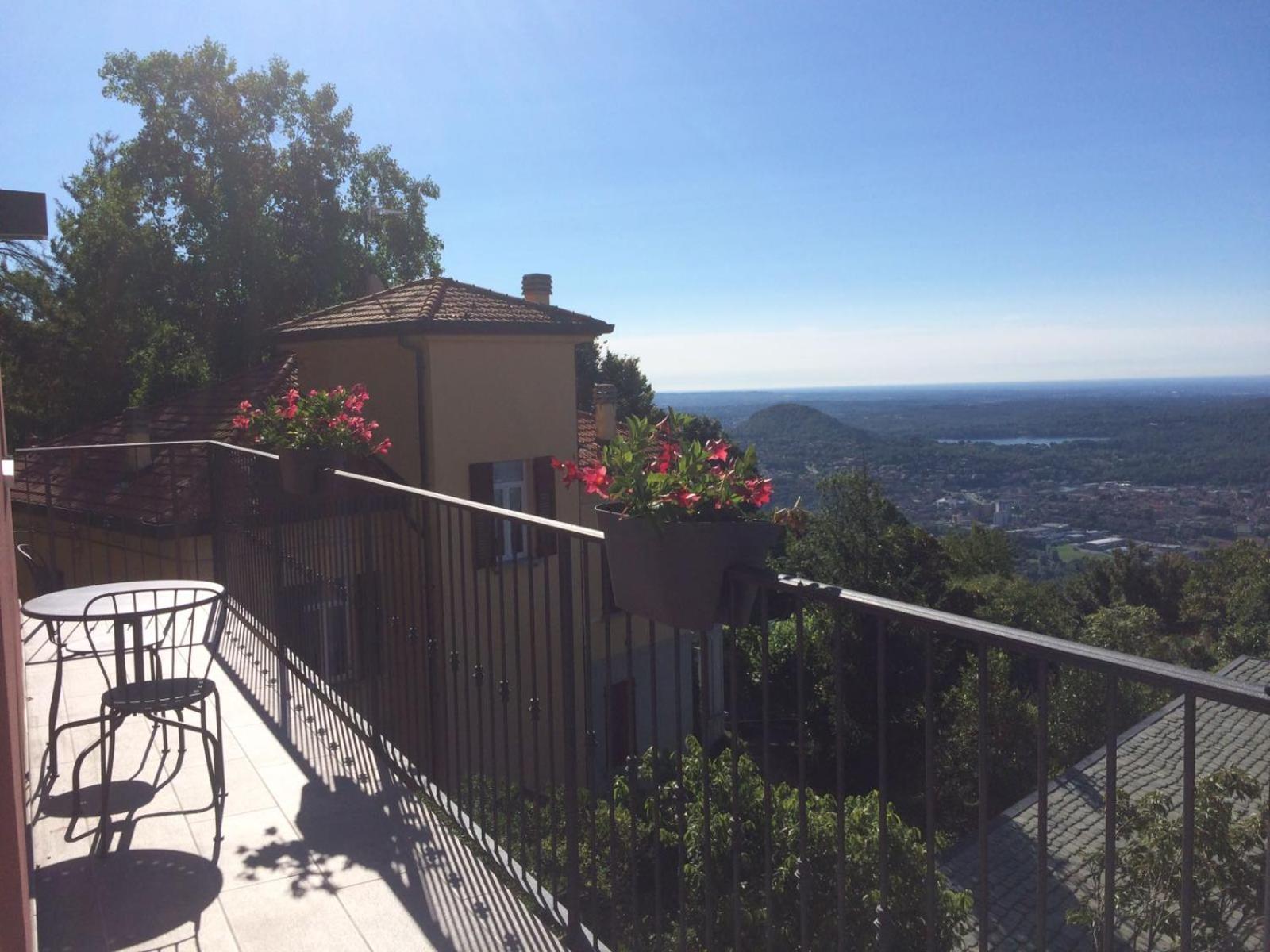 Casa Vacanze Como Brunate Exterior foto